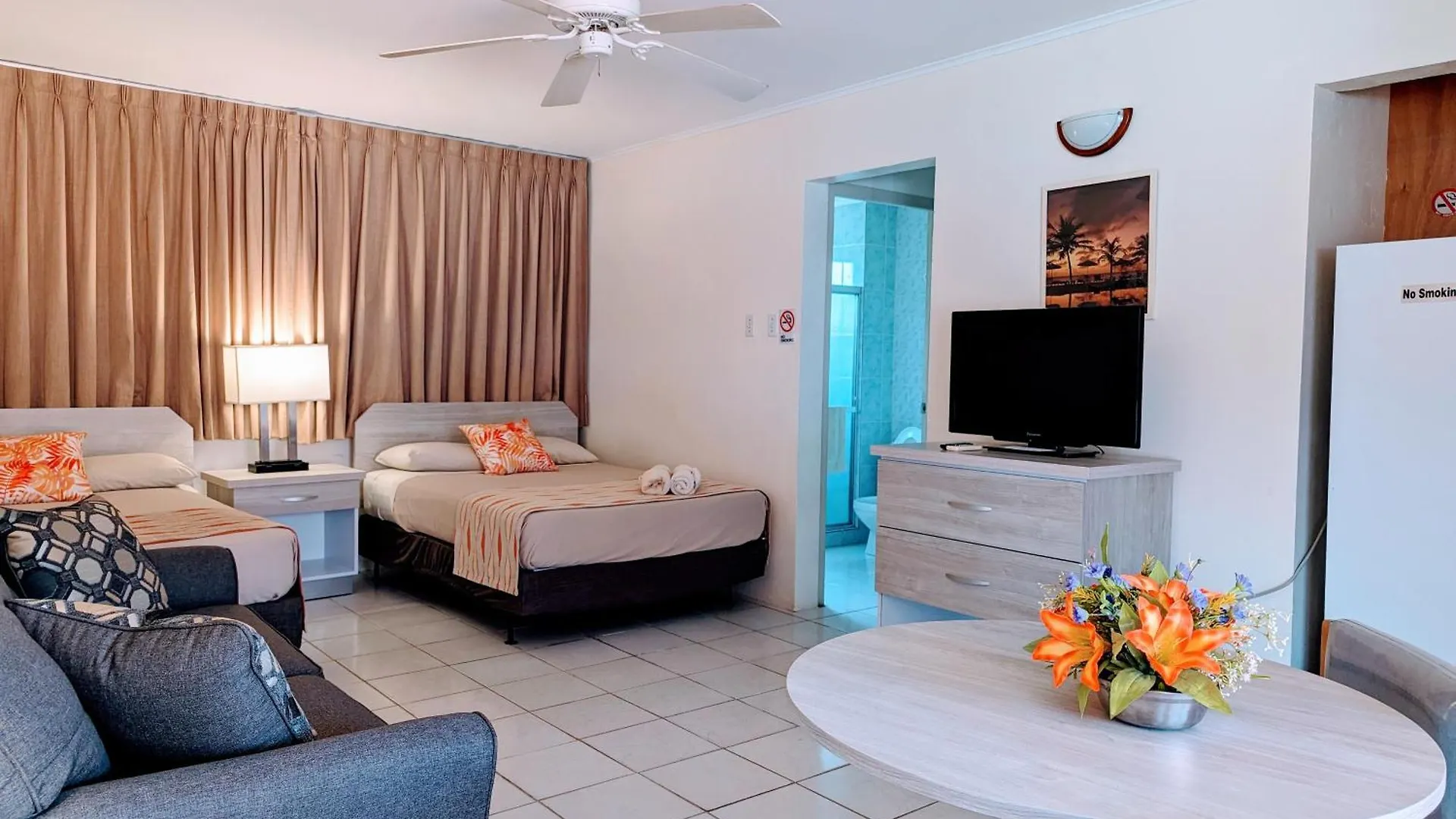Sasaki Apartments Palm Beach