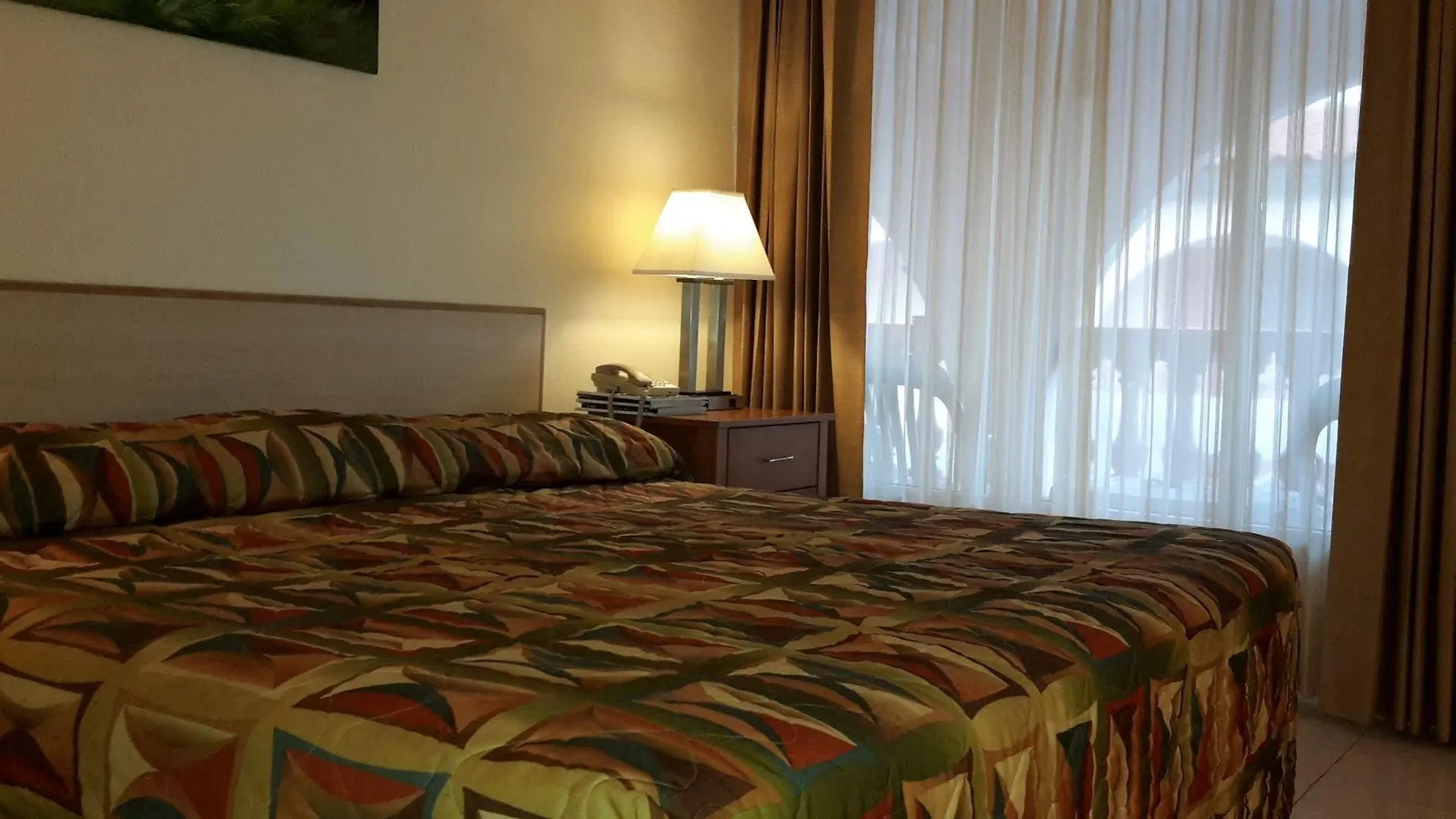 Sasaki Apartments Palm Beach