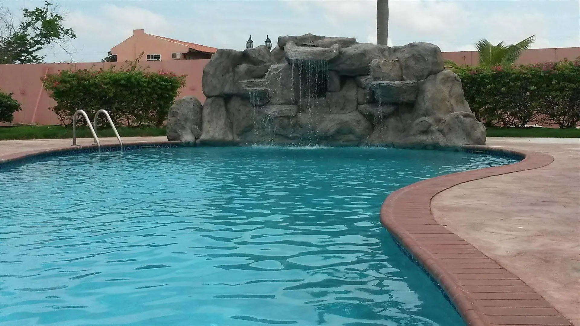 Sasaki Apartments Palm Beach Aruba